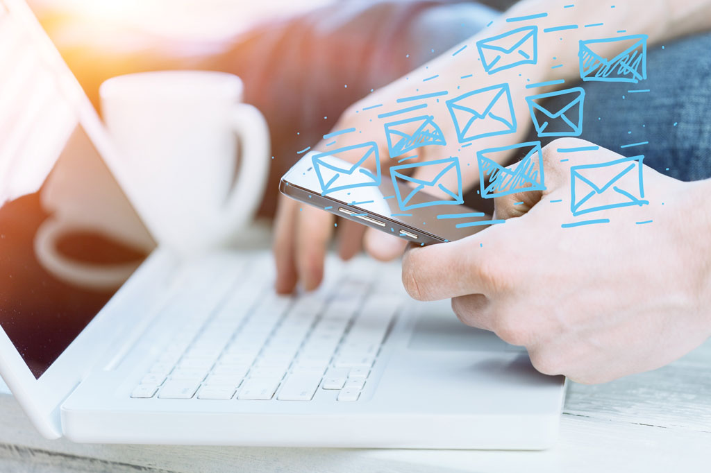 Gráfica de envíos de correos para la comunicación interna con Videos